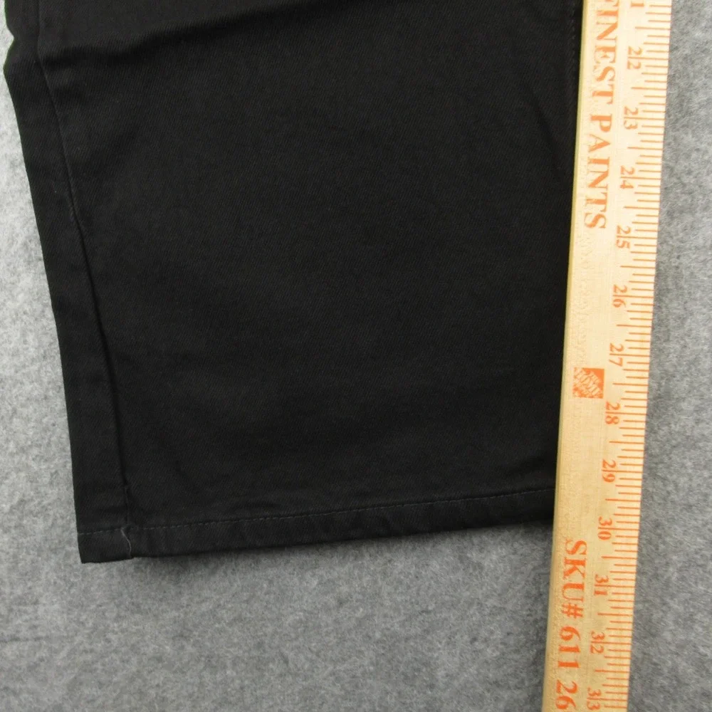 Wrangler Mens Relaxed Fit Straight Jean Size 48x29 (Measures 48x30)